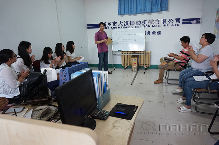 漢螺旋給料機(jī)實(shí)力雄厚，技術(shù)研發(fā)團(tuán)隊(duì)上百人